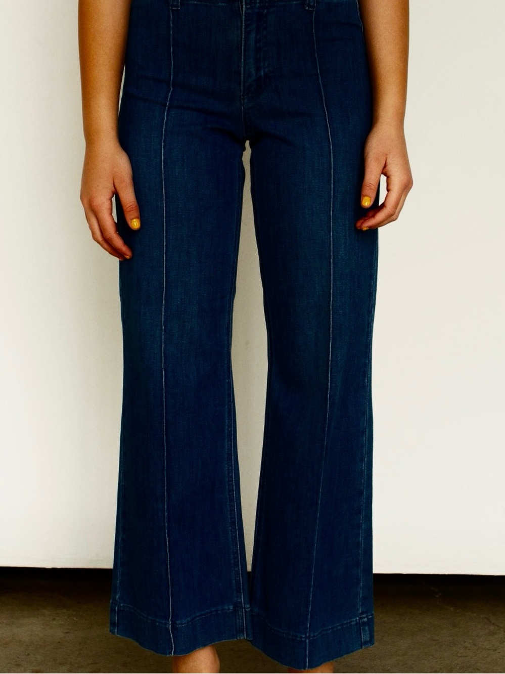 Women's pintuck flare Jeans